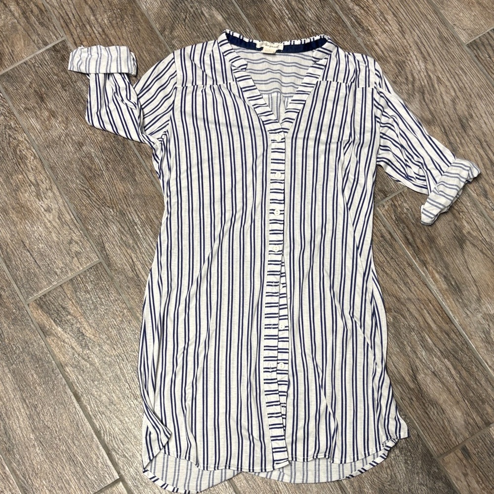 T Shirt dress navy stripped size large
